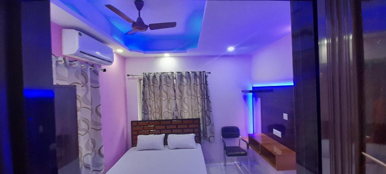 Garden Guest House Near Rene Tower Ruby General Hospital Kolkata Bagian luar foto