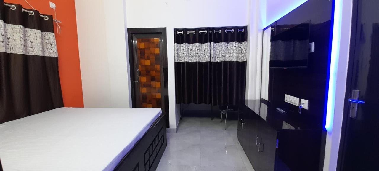 Garden Guest House Near Rene Tower Ruby General Hospital Kolkata Bagian luar foto