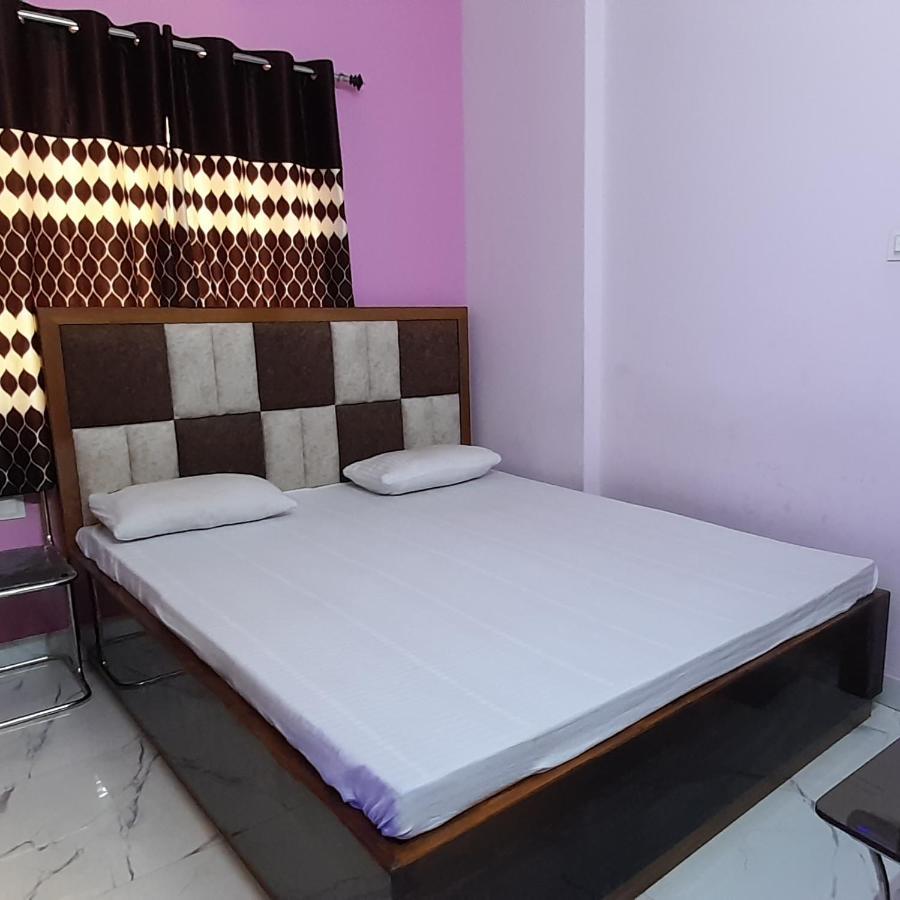 Garden Guest House Near Rene Tower Ruby General Hospital Kolkata Bagian luar foto