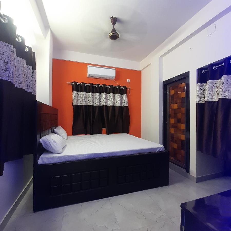 Garden Guest House Near Rene Tower Ruby General Hospital Kolkata Bagian luar foto
