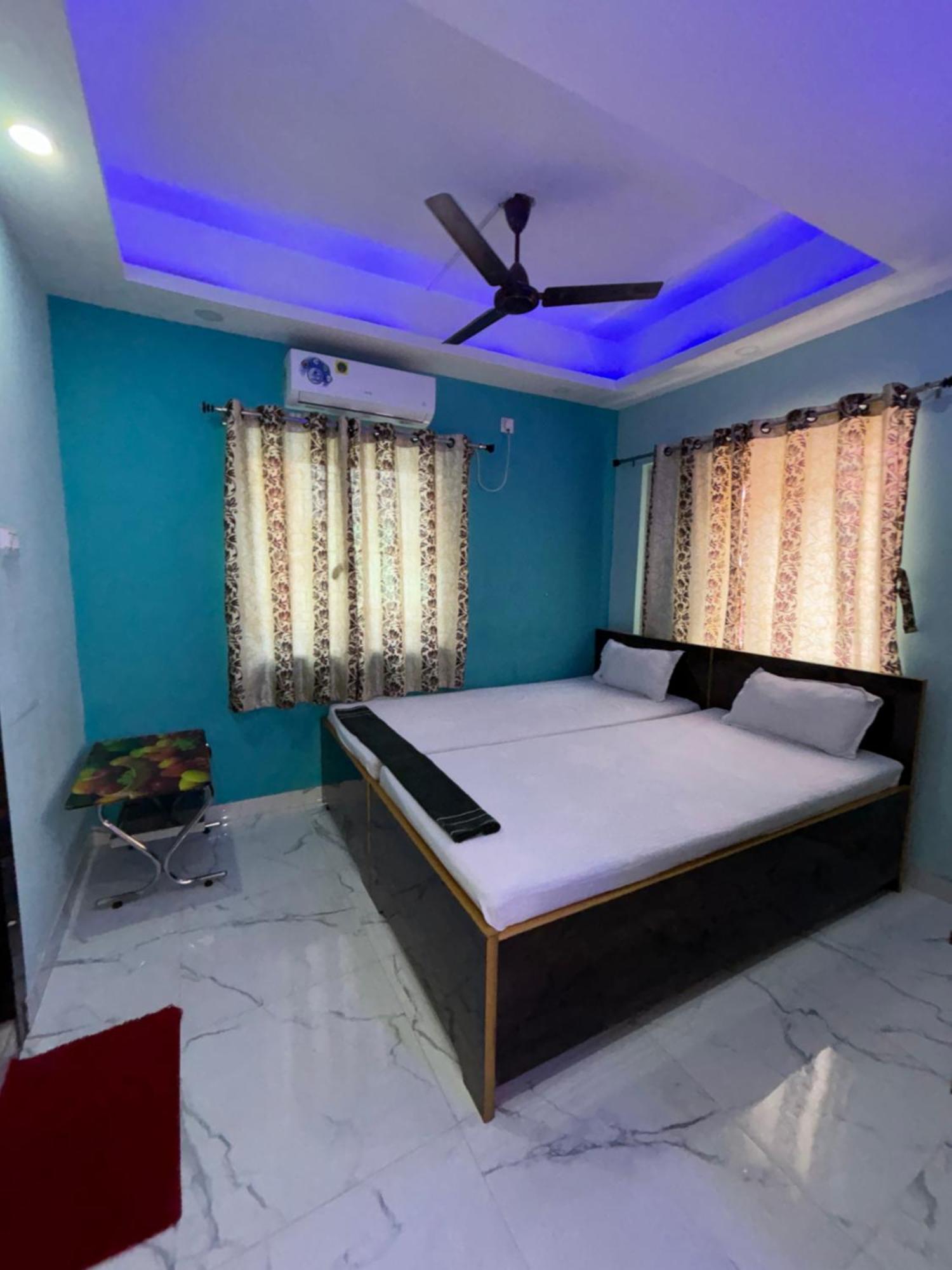 Garden Guest House Near Rene Tower Ruby General Hospital Kolkata Bagian luar foto