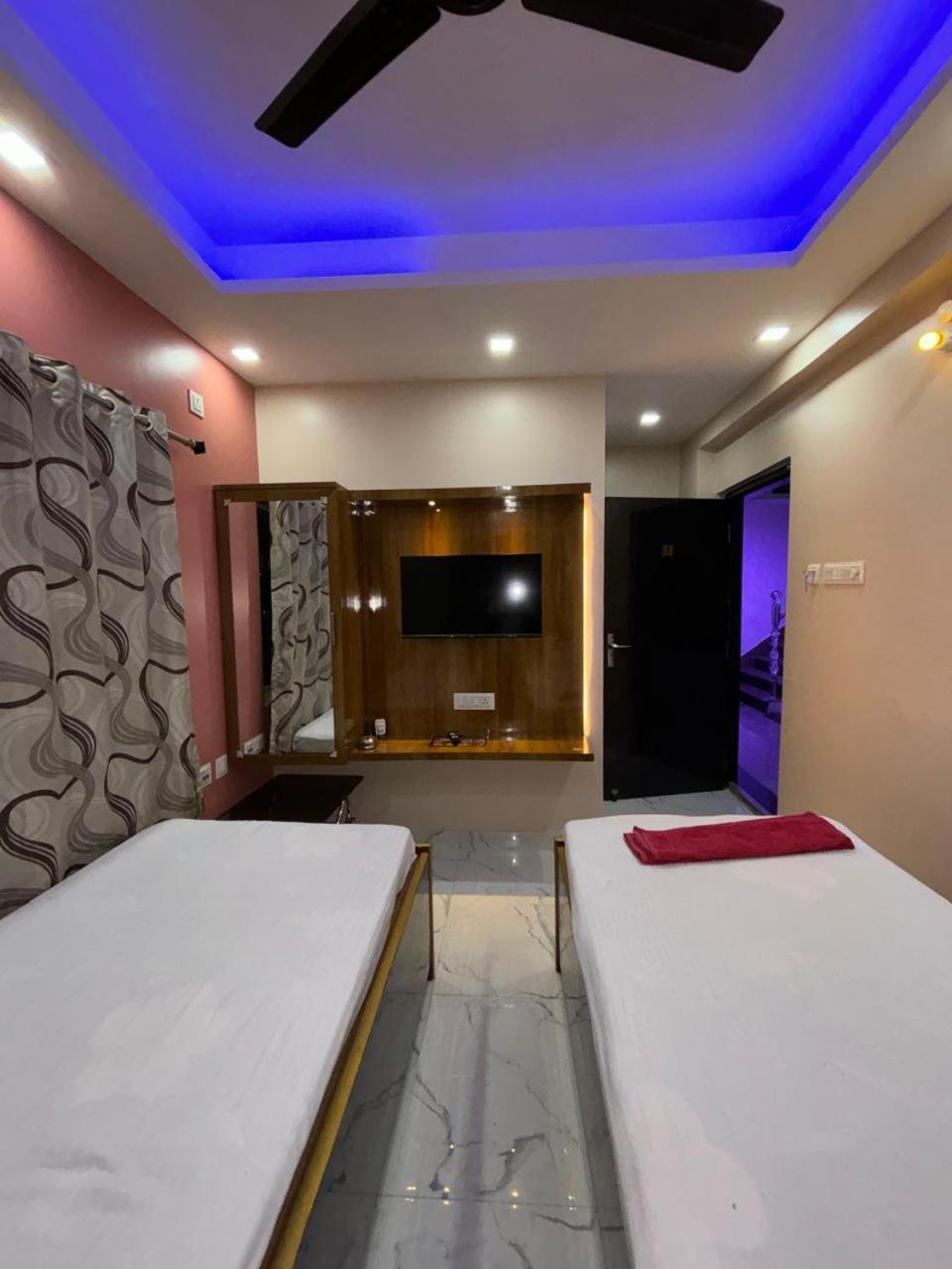 Garden Guest House Near Rene Tower Ruby General Hospital Kolkata Bagian luar foto