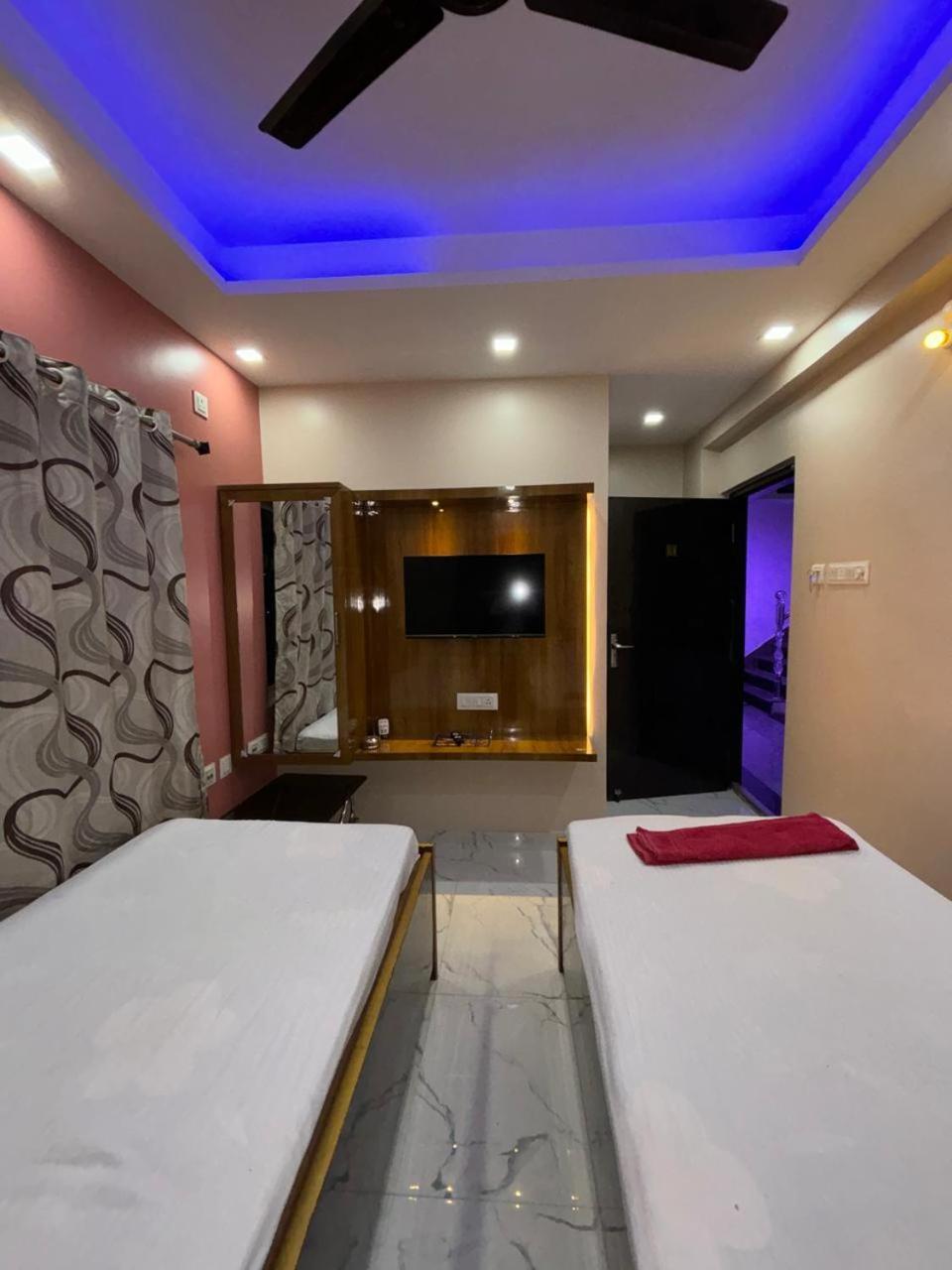 Garden Guest House Near Rene Tower Ruby General Hospital Kolkata Bagian luar foto