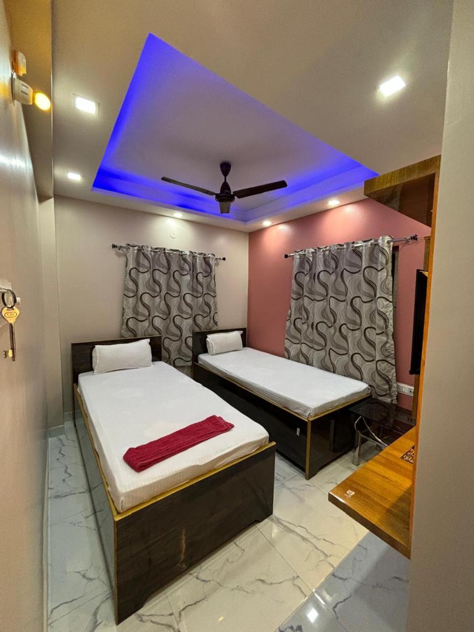 Garden Guest House Near Rene Tower Ruby General Hospital Kolkata Bagian luar foto