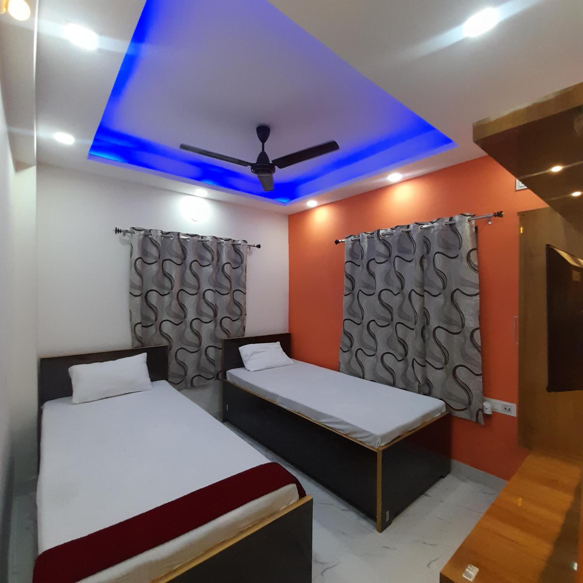 Garden Guest House Near Rene Tower Ruby General Hospital Kolkata Ruang foto